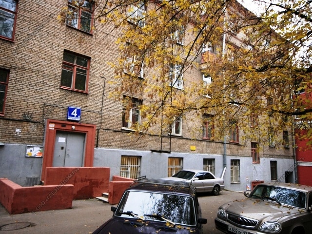Варшавская дом 4
